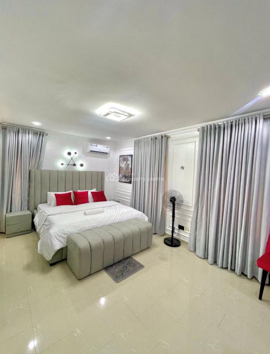 Exquisite 2 Bedroom Apartment, Lekki Phase 1, Lekki Phase 1, Lekki, Lagos, Flat / Apartment Short Let
