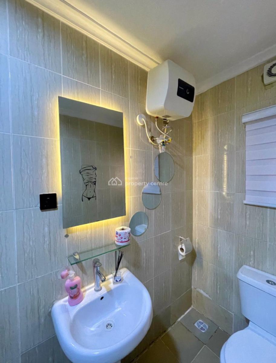 Exquisite 2 Bedroom Apartment, Lekki Phase 1, Lekki Phase 1, Lekki, Lagos, Flat / Apartment Short Let