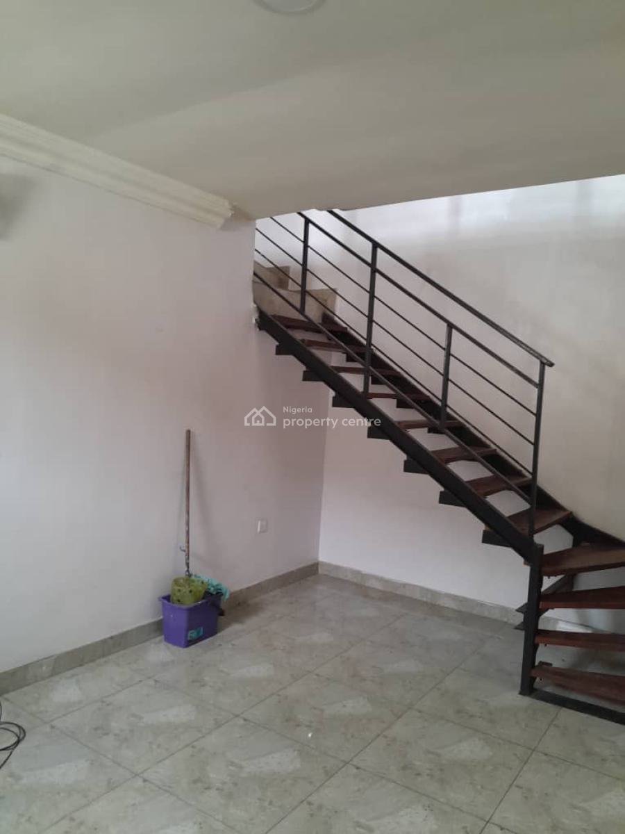 Newky Built 2bed Room Duplex Selfcompound, Location: Boet Estate, Adeniyi Jones, Ikeja Lagos, Ikeja, Lagos, House for Rent
