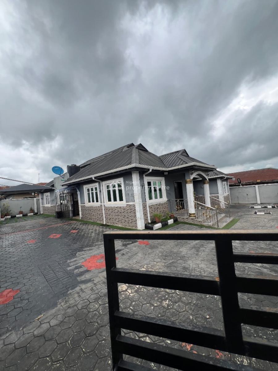 Semi Direct : Twice Bungalows on a Standard Plot, Eleyele, Ibadan, Oyo, House for Sale