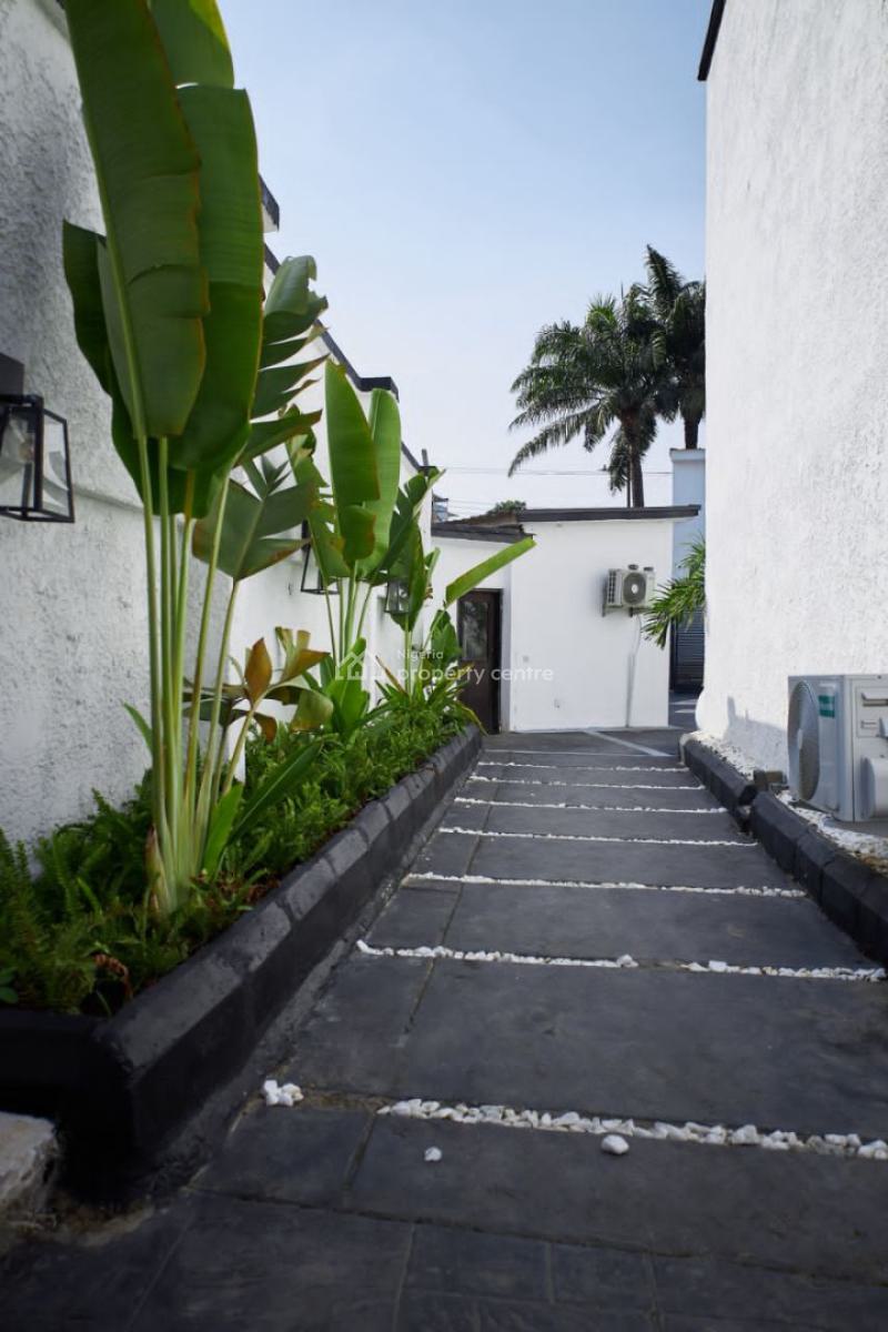 Luxury 6 Bedroom Duplex  Self Compound, Ikoyi, Lagos, Detached Duplex Short Let
