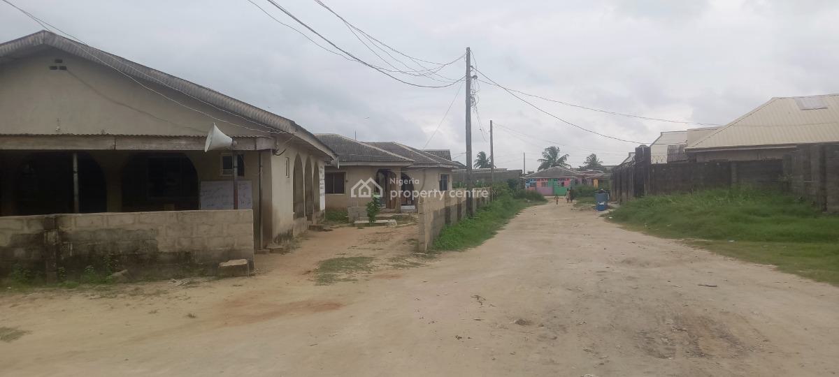 Full Plot of Level Dry Land with Uncompleted 3bedroom Setback, Glory Estate, Bayeku, Igbogbo, Ikorodu, Lagos, Residential Land for Sale