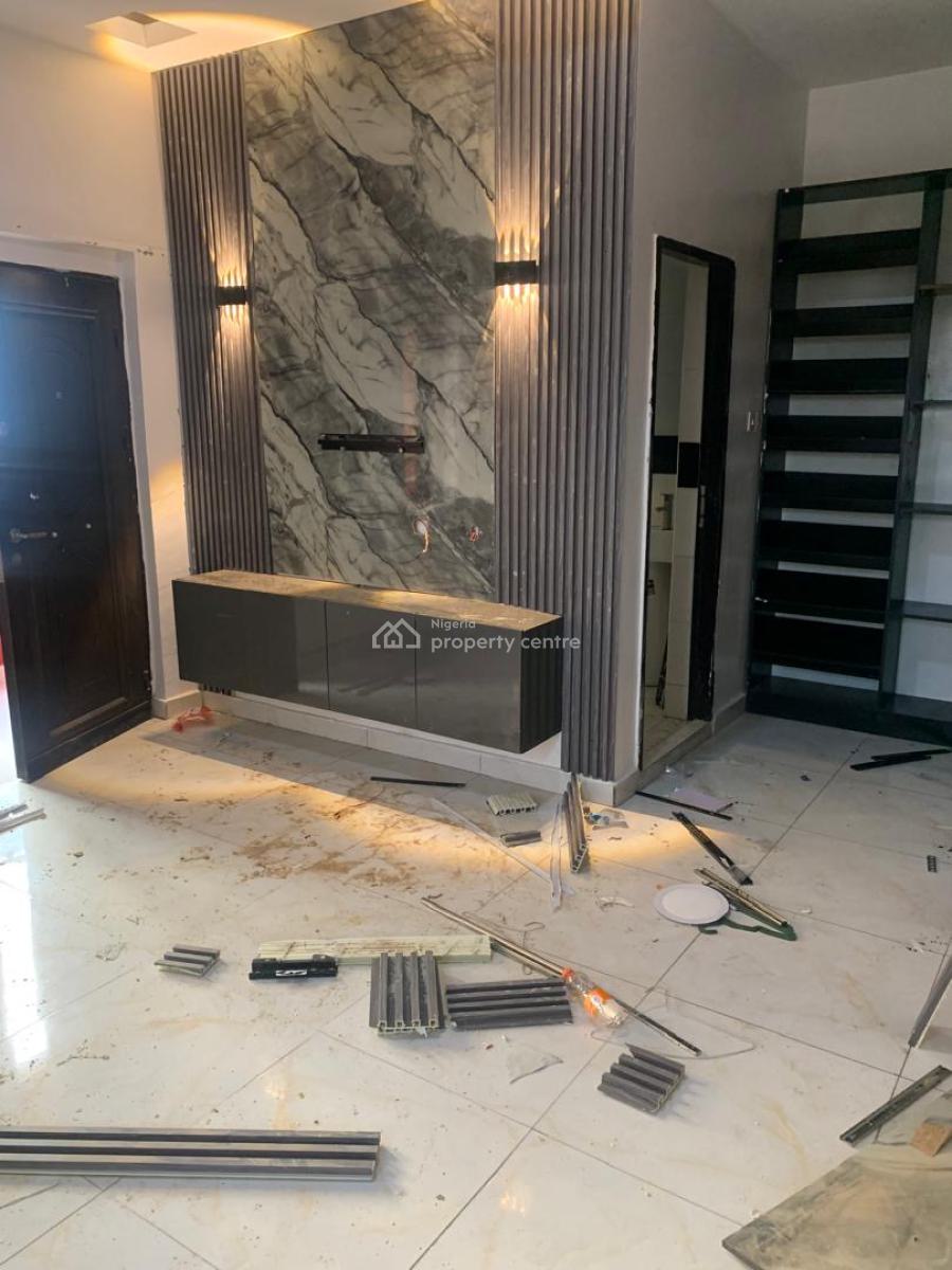 Standard N Massive Master Bedroom Apartment, Van Daniel Estate Orchid Road, Lekki, Lagos, Self Contain (single Rooms) for Rent