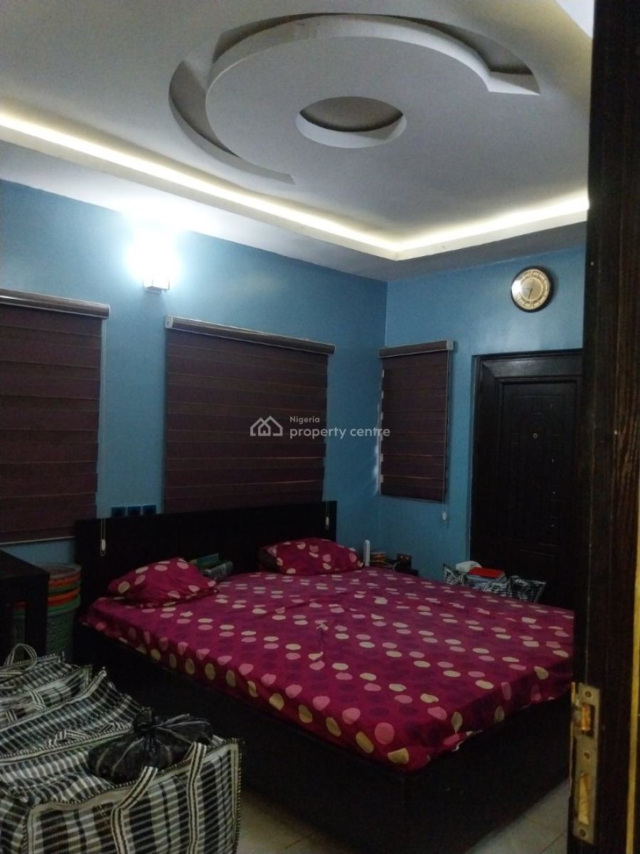 Lovely  3bedroom  Flat at Magboro  Via Ojodu Berger, Magboro, Magboro, Ogun, Flat / Apartment for Rent