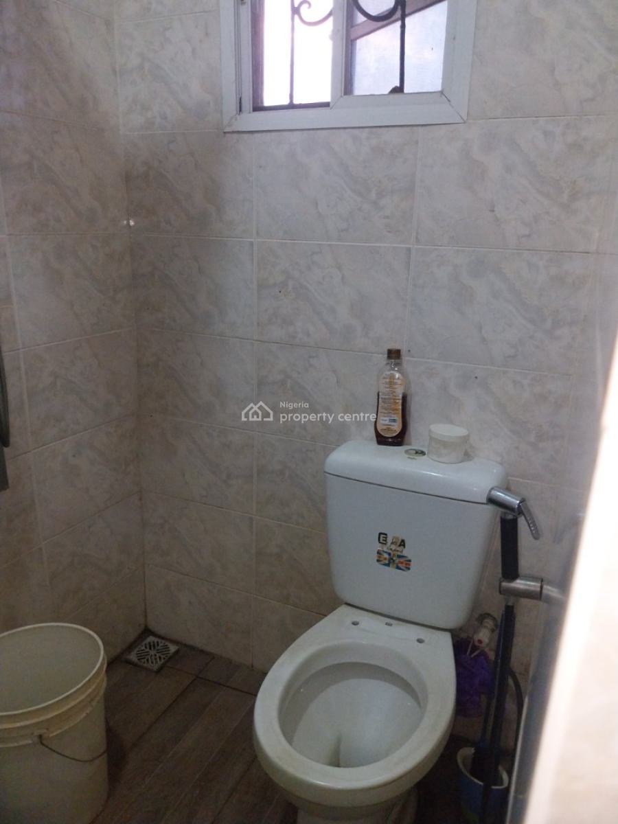 Lovely  3bedroom  Flat at Magboro  Via Ojodu Berger, Magboro, Magboro, Ogun, Flat / Apartment for Rent