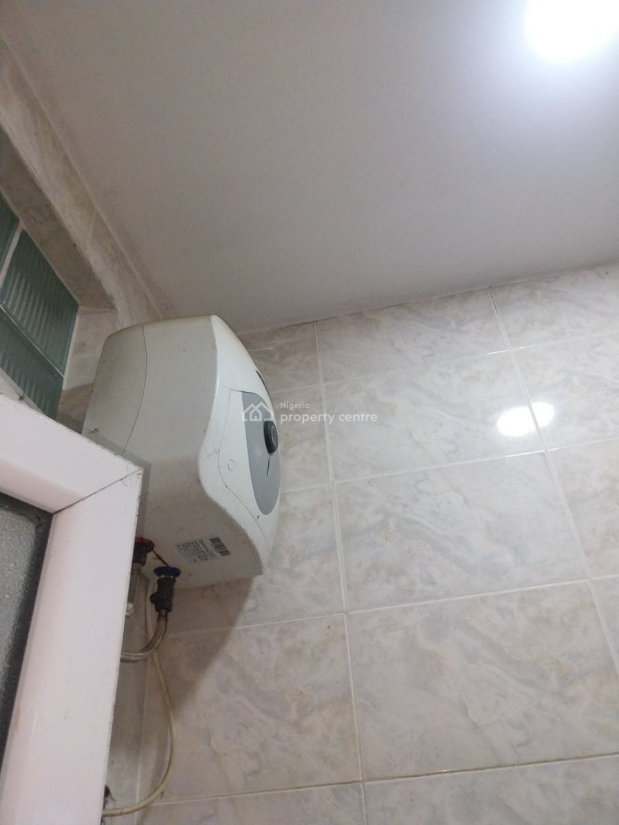 Lovely  3bedroom  Flat at Magboro  Via Ojodu Berger, Magboro, Magboro, Ogun, Flat / Apartment for Rent
