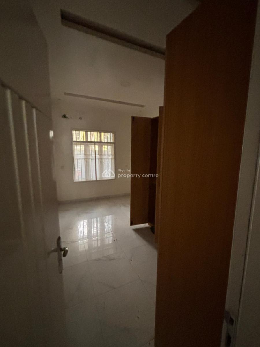 Nice 2 Bedroom Serviced Apartment Suitable for Airbnb Investment, Lekki Phase 1, Lekki, Lagos, Flat / Apartment for Sale