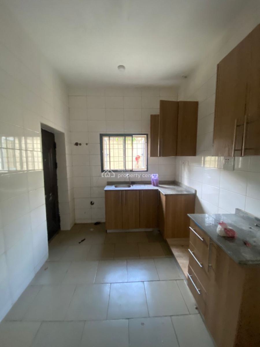 a Very Good Spacious 2bedroom Flat, Jahi District with a Well Tarred & Secured Environment, Jahi, Abuja, Flat / Apartment for Rent