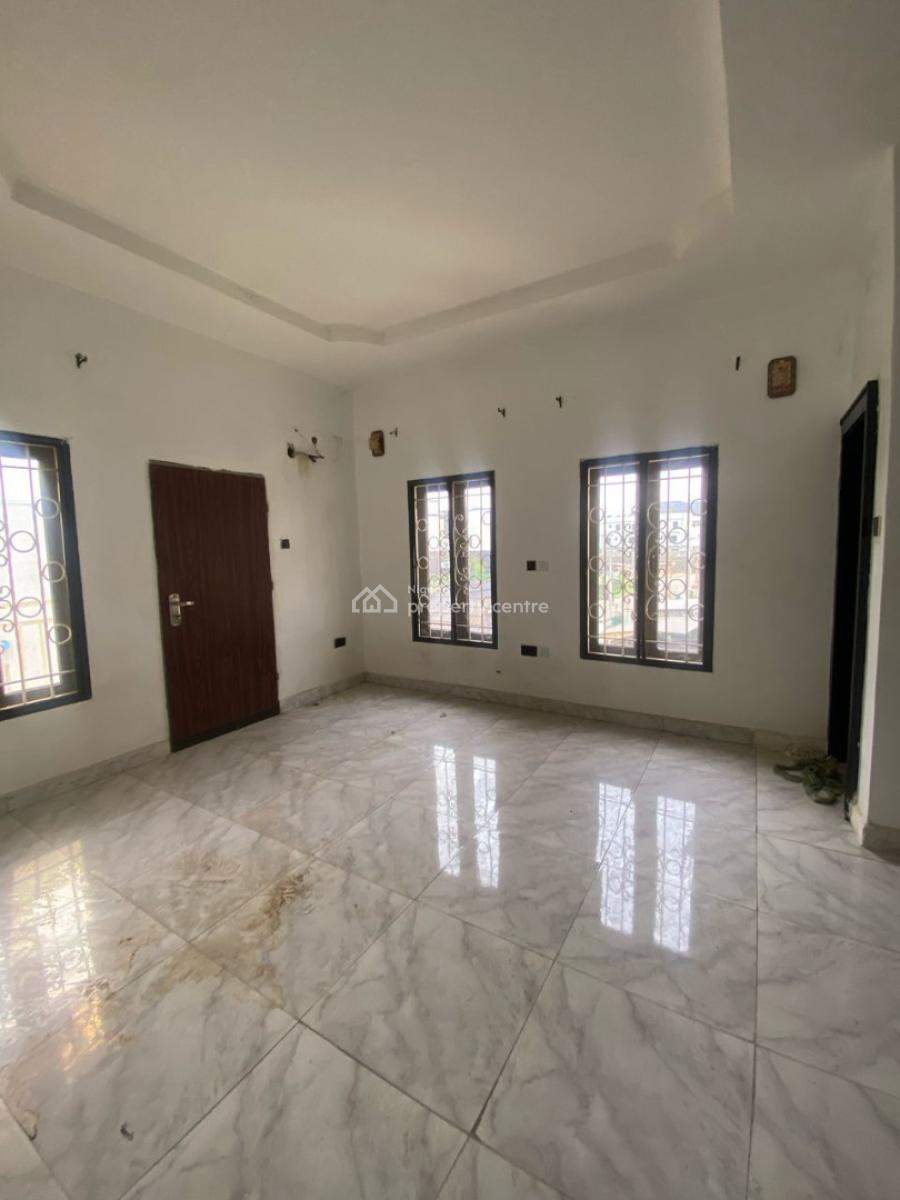a Very Good Spacious 3bedroom Flat, Jahi District with a Well Tarred & Secured Environment., Jahi, Abuja, Flat / Apartment for Rent