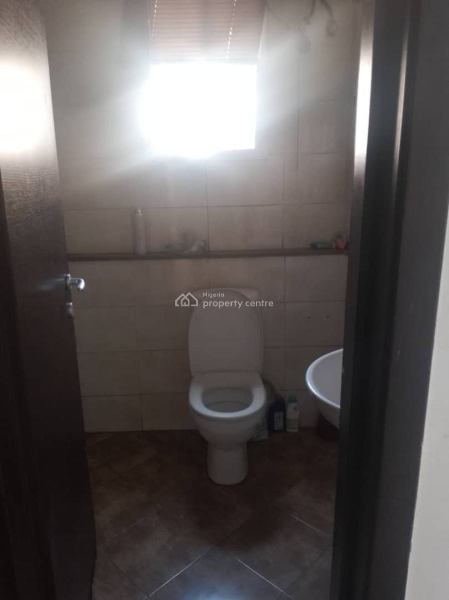 Neatly Used Spacious 5bed Room Semi Detached, Lekki Phase 1, Lekki Phase 1, Lekki, Lagos, Semi-detached Duplex for Rent