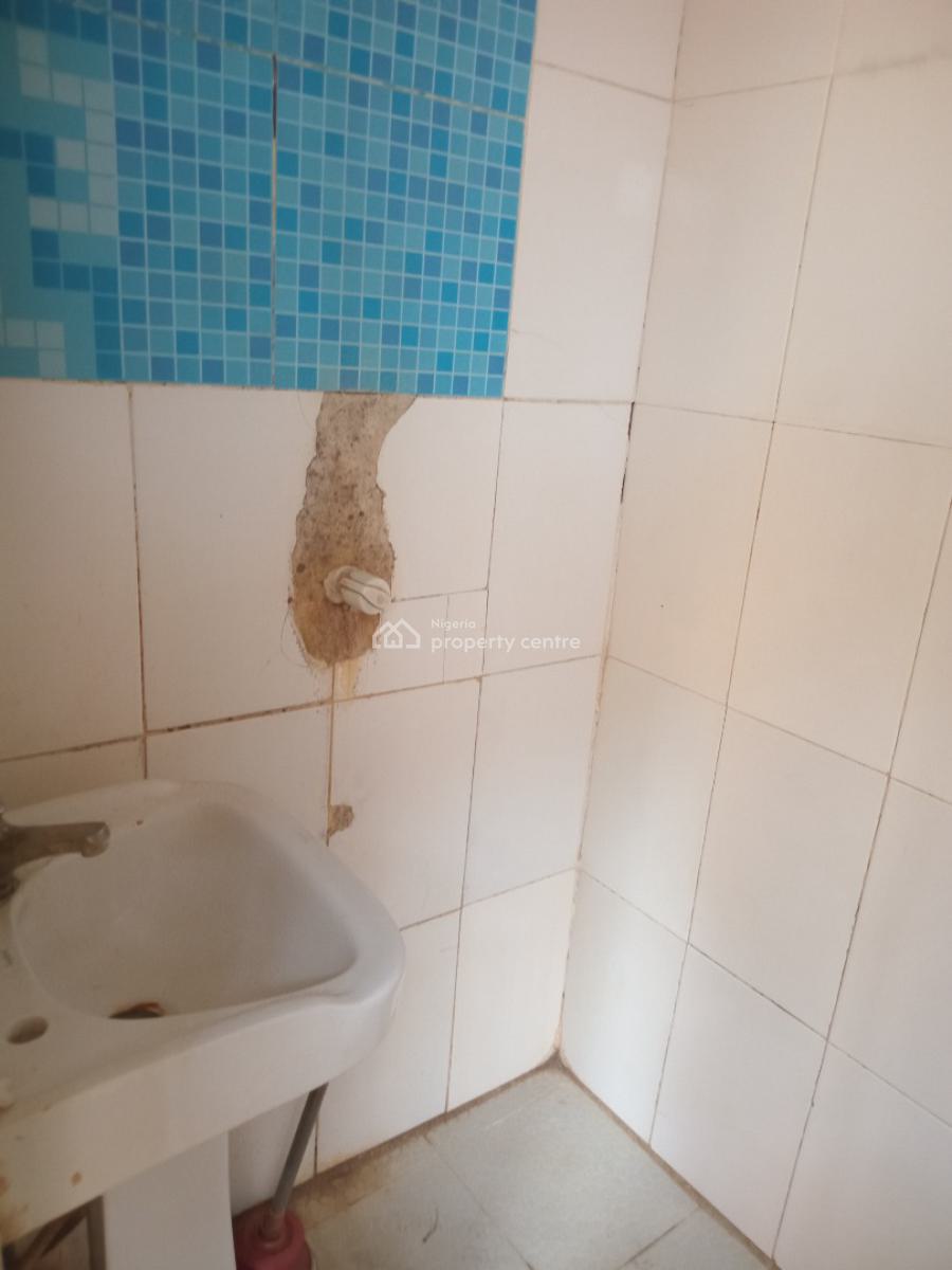 a Nice Mini Flat Apartment Within a Seren Estate, Badagry Street, Dolphin Estate,, Ikoyi, Lagos, Mini Flat (room and Parlour) for Rent