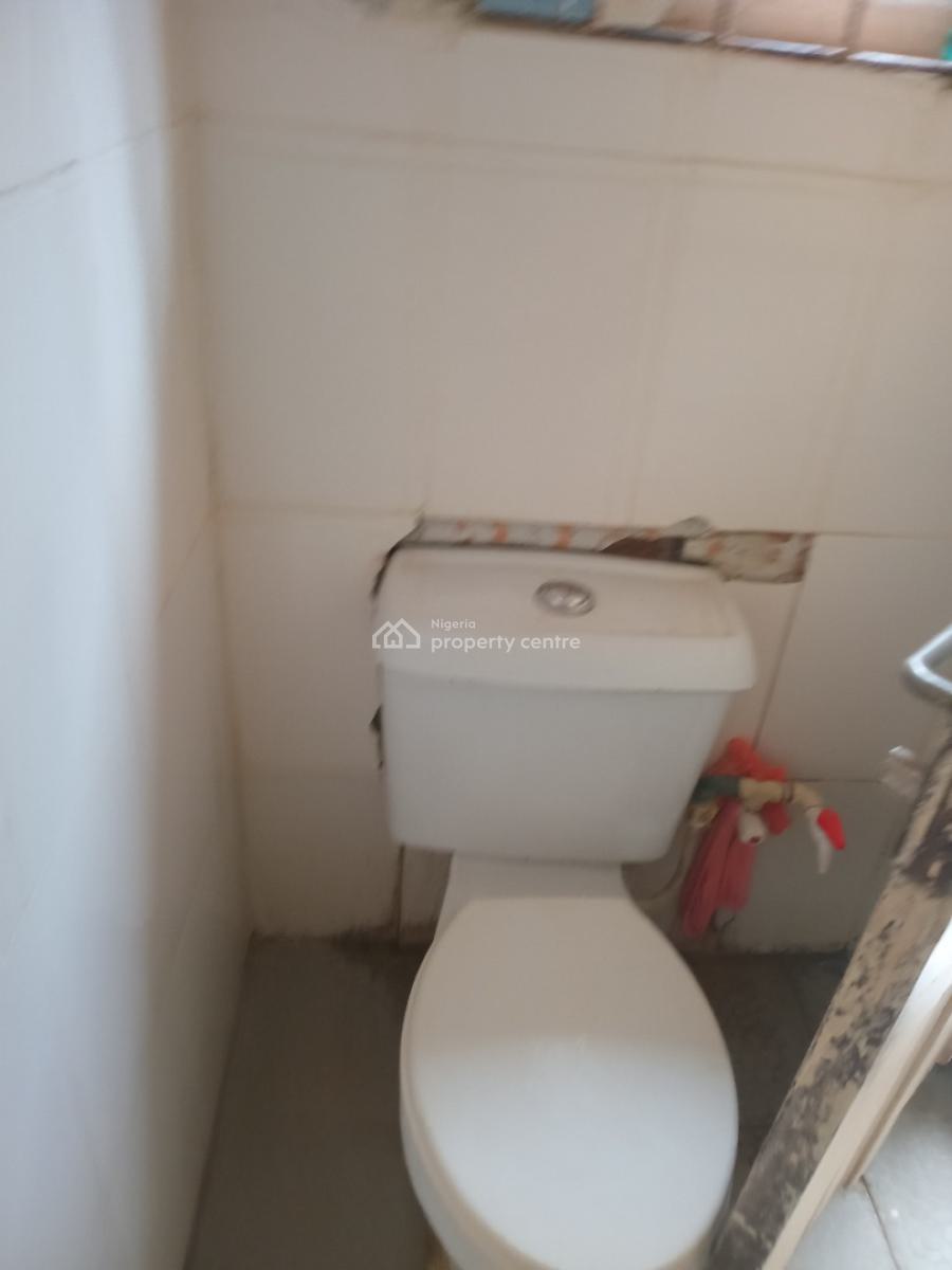 a Nice Mini Flat Apartment Within a Seren Estate, Badagry Street, Dolphin Estate,, Ikoyi, Lagos, Mini Flat (room and Parlour) for Rent