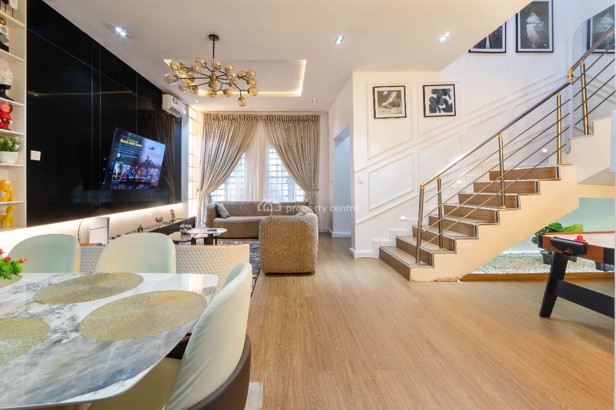 Luxurious 4 Bedroom Duplex with Pool,gym,ps5 and Snooker Board, Ikate, Lekki, Lagos, Detached Duplex Short Let