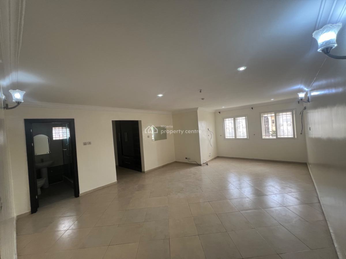 Luxury 2 Bedroom Flat with 1 Room Bq (8kva Solar Inverter), Lekki Phase 1, Lekki, Lagos, Flat / Apartment for Rent
