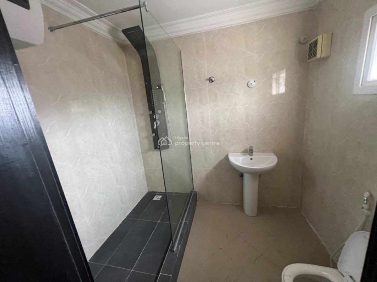 Luxury 2 Bedroom Flat with 1 Room Bq (8kva Solar Inverter), Lekki Phase 1, Lekki, Lagos, Flat / Apartment for Rent