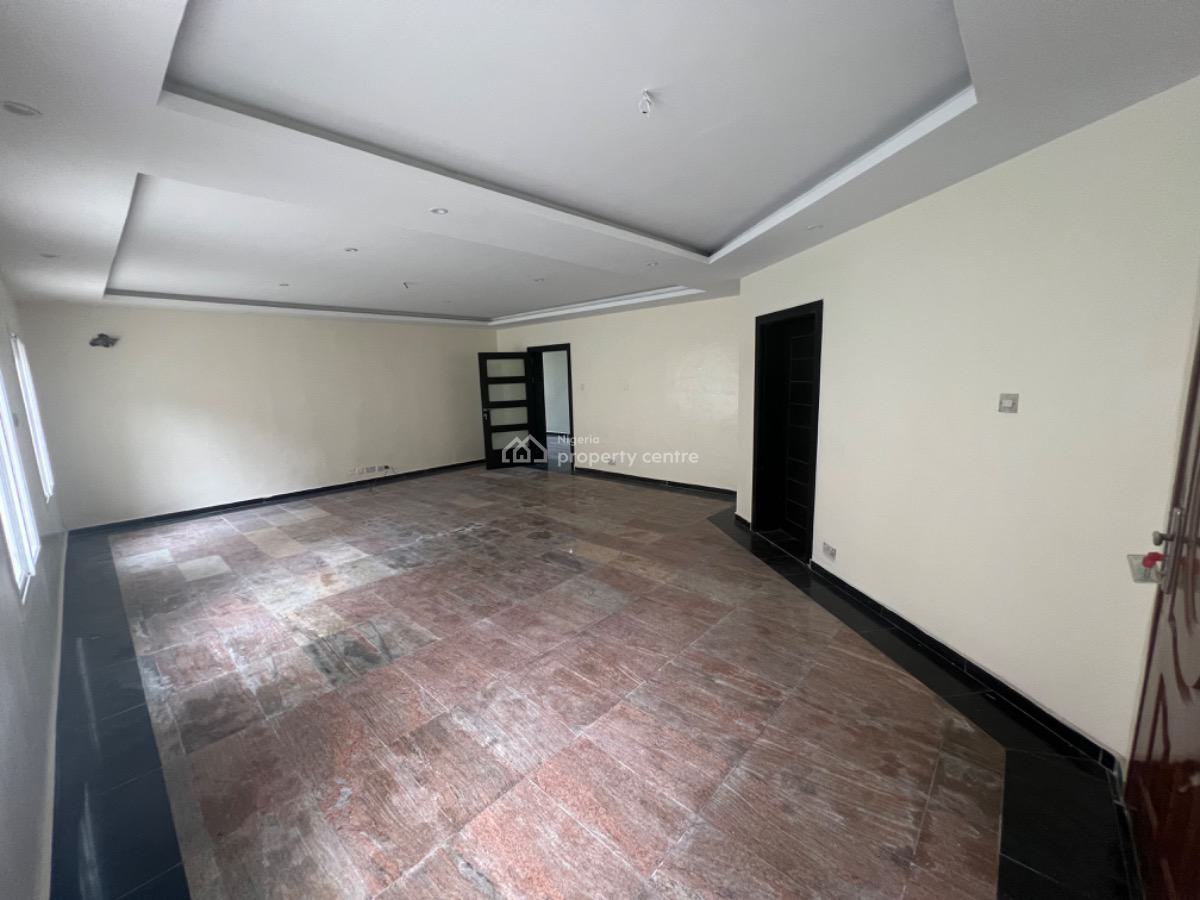 Spacious 3 Bedroom Flat with 1 Room Bq (8kva Solar Inverter), Lekki Phase 1, Lekki, Lagos, Flat / Apartment for Rent