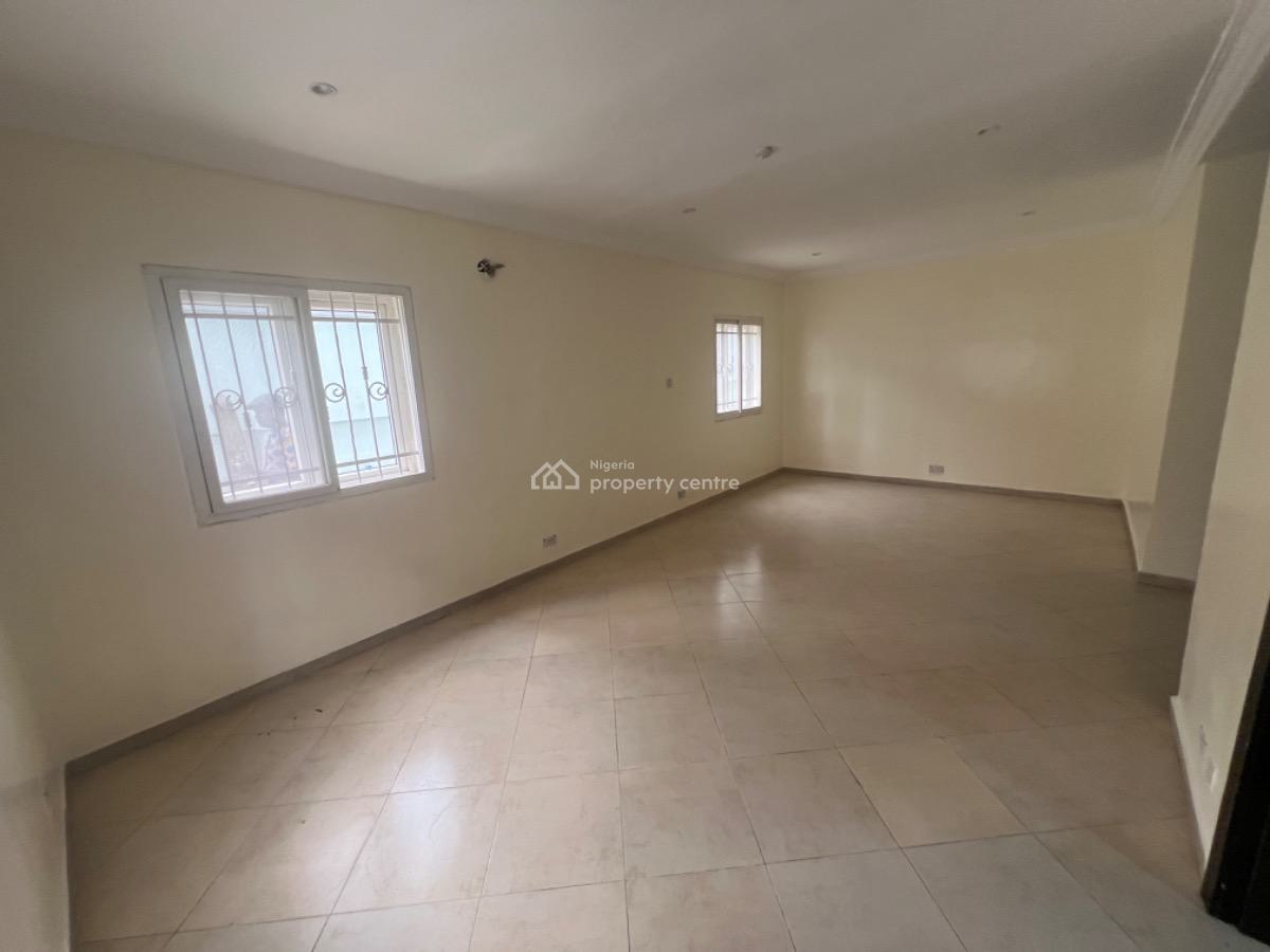 Spacious 3 Bedroom Flat with 1 Room Bq (8kva Solar Inverter), Lekki Phase 1, Lekki, Lagos, Flat / Apartment for Rent
