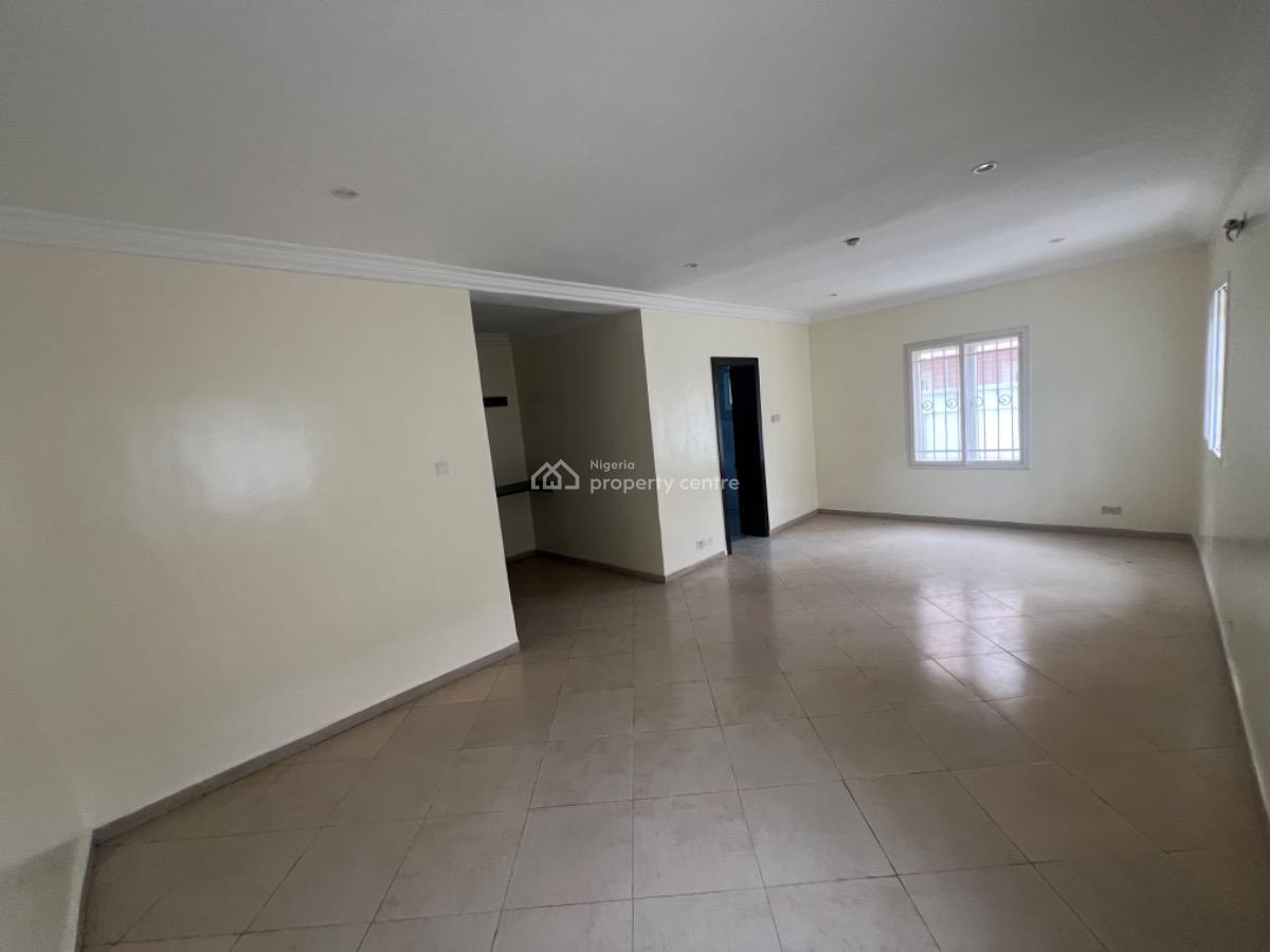 Spacious 3 Bedroom Flat with 1 Room Bq (8kva Solar Inverter), Lekki Phase 1, Lekki, Lagos, Flat / Apartment for Rent