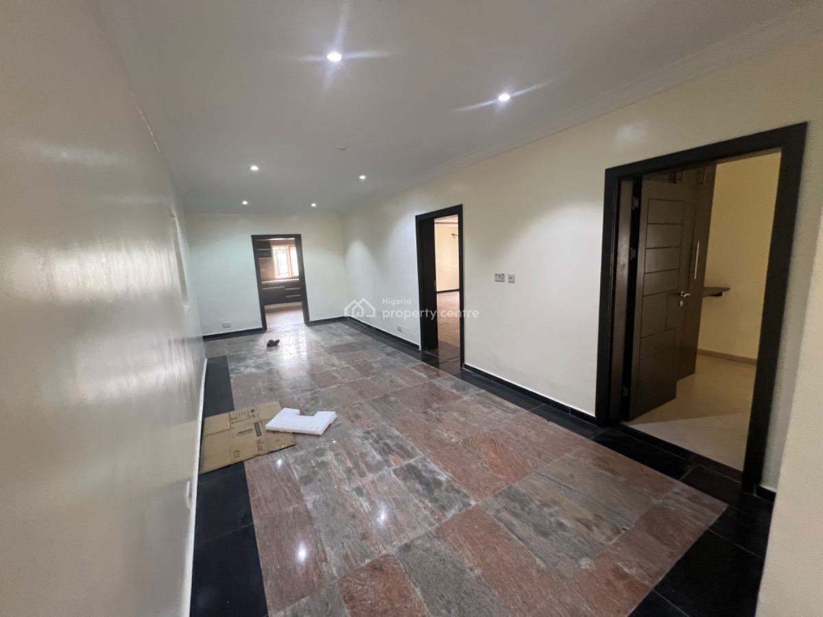 Spacious 3 Bedroom Flat with 1 Room Bq (8kva Solar Inverter), Lekki Phase 1, Lekki, Lagos, Flat / Apartment for Rent