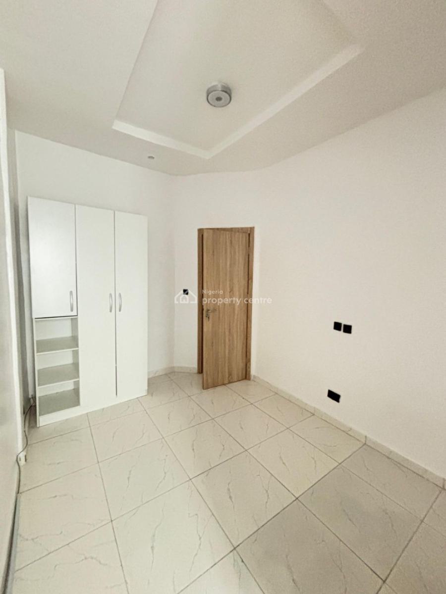 Eye-catching 4-bedroom Terrace Duplex, Orchid, Lekki, Lagos, Terraced Duplex for Sale