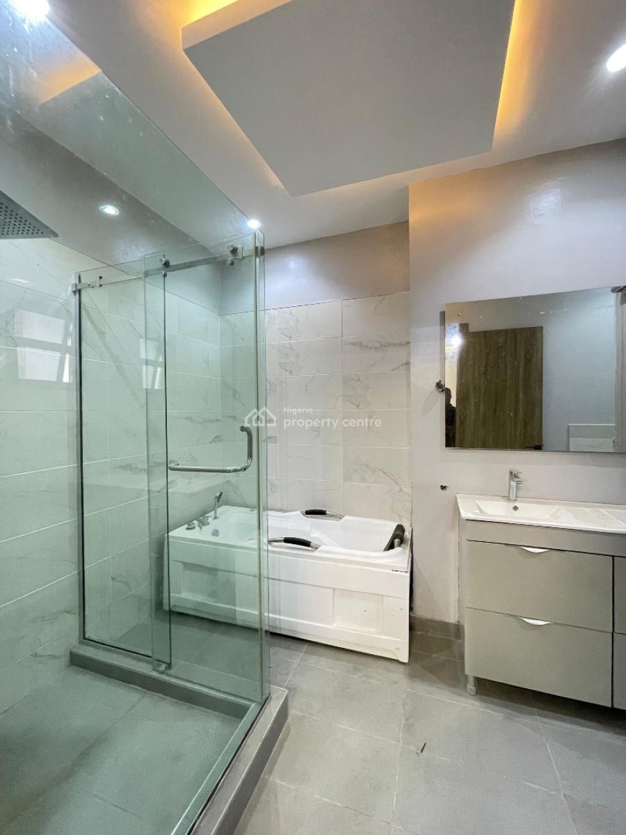 Luxury 4 Bedroom Maisonette with Bq, Lekki Phase 1, Lekki, Lagos, Flat / Apartment for Rent