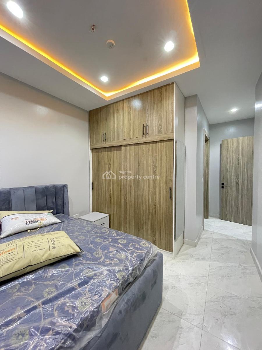 Luxury 4 Bedroom Maisonette with Bq, Lekki Phase 1, Lekki, Lagos, Flat / Apartment for Rent