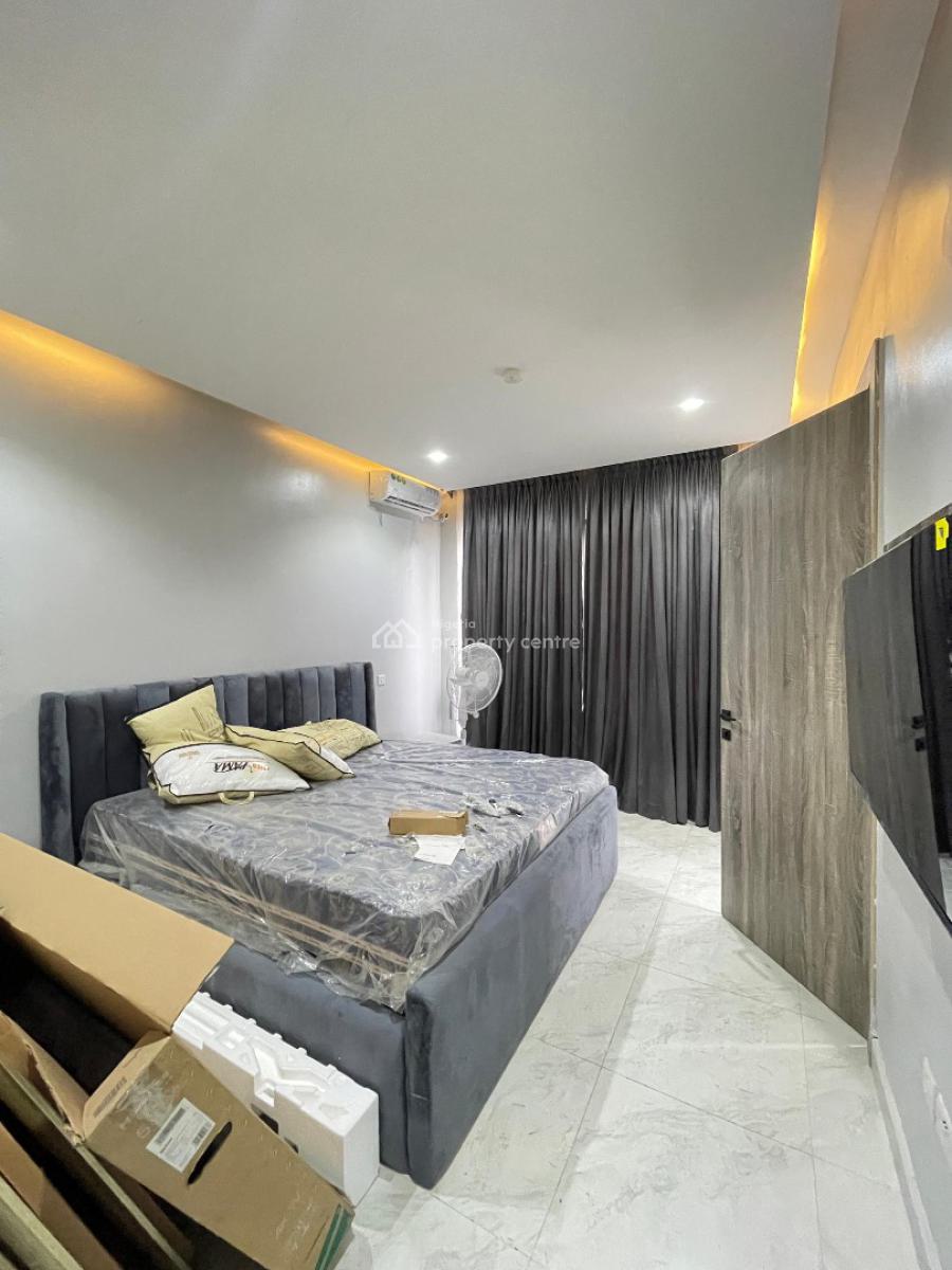 Luxury 4 Bedroom Maisonette with Bq, Lekki Phase 1, Lekki, Lagos, Flat / Apartment for Rent