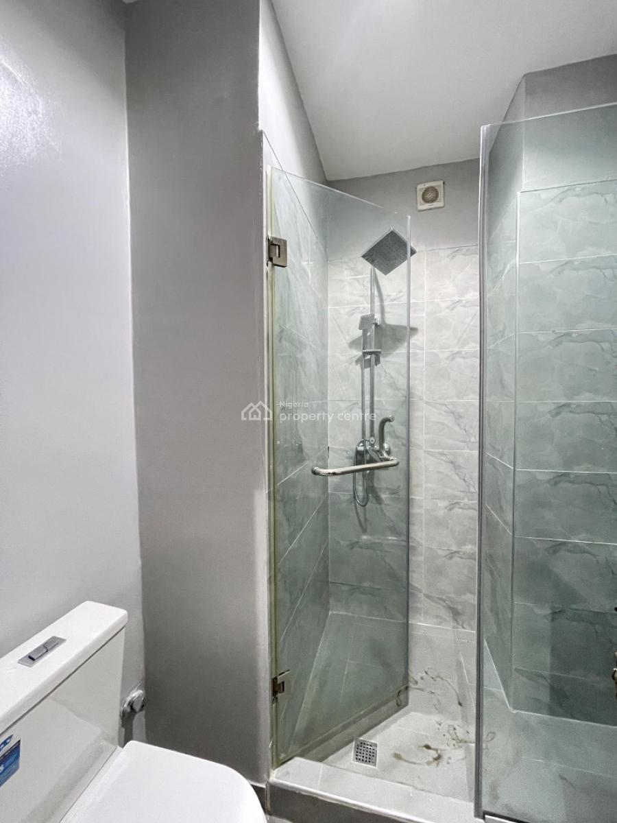 Luxury 4 Bedroom Maisonette with Bq, Lekki Phase 1, Lekki, Lagos, Flat / Apartment for Rent
