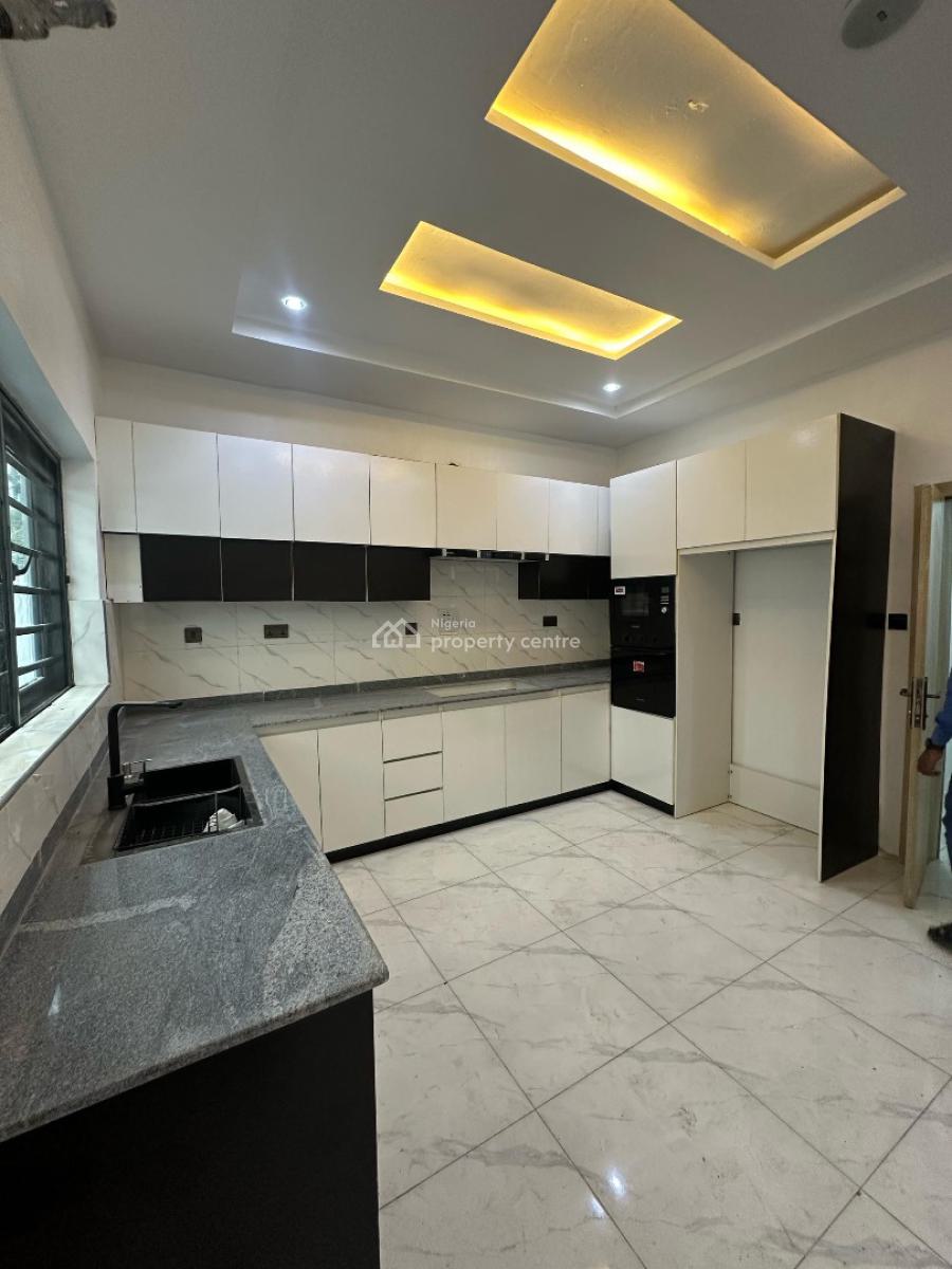 Contemporary 5 Bedroom Detached with Bq, Gym Room & Cinema Room, Ologolo, Lekki, Lagos, Detached Duplex for Sale