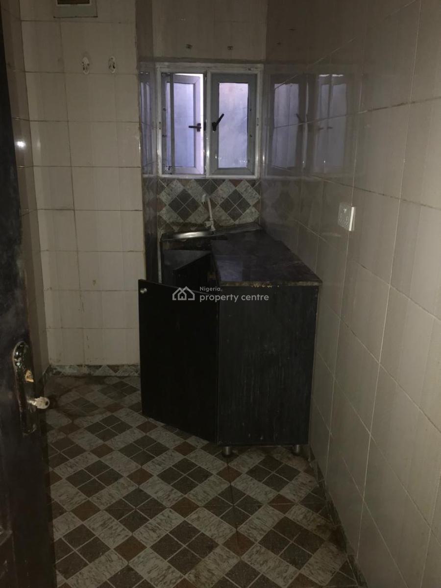 Standard Mini Flat @ Palmville Estate Behind Lbs,, Palm Ville Estate, Lbs, Ajah, Lagos, Mini Flat (room and Parlour) for Rent