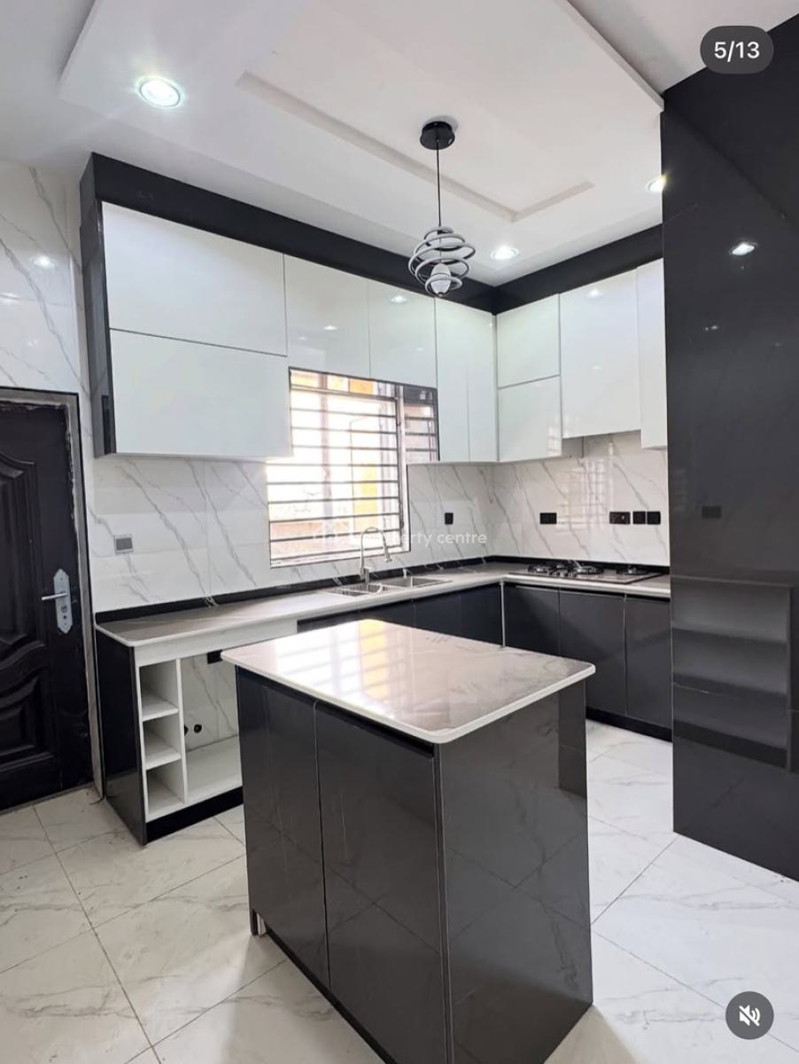 Beautiful 3 Bedrooms Spacious and Serviced Apartment,bq ,, Serene Neighborhood, Wuye, Abuja, Flat / Apartment for Rent