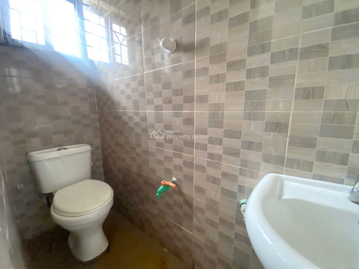 Luxury 3 Bedroom Apartment, Gra Phase 1, Magodo, Lagos, Flat / Apartment for Rent