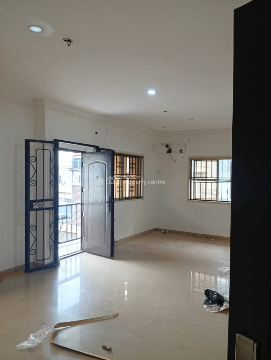 Luxury 5 Bedroom Fully Detached Duplex with a Room Bq, Gra Phase 1, Magodo, Lagos, Detached Duplex for Rent