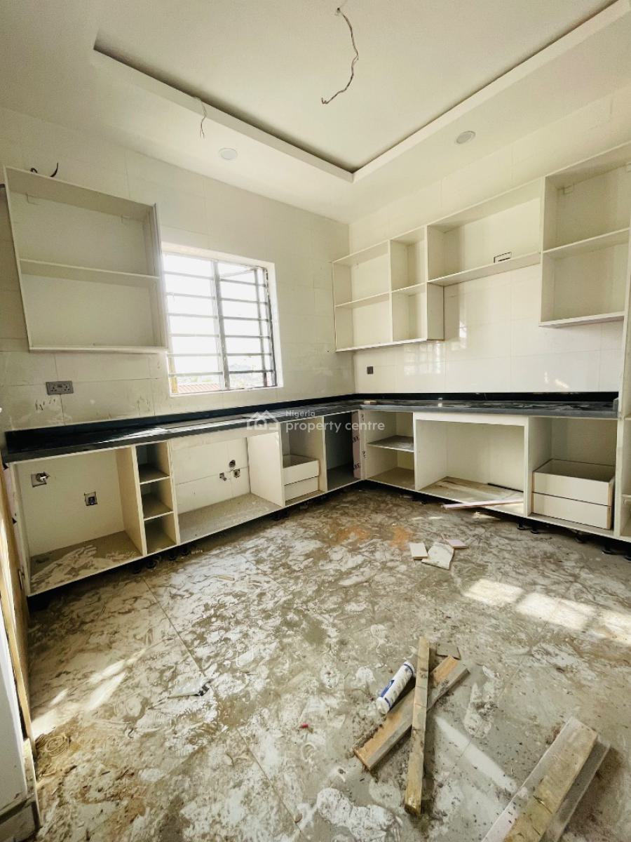 Gorgeously Built Spacious 4 Bedroom Terrace Duplex, Gbagada, Lagos, Terraced Duplex for Sale