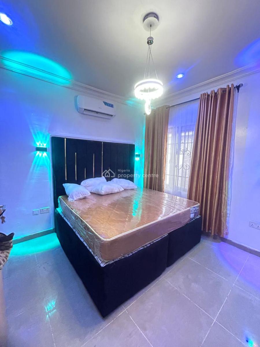 Well Maintained 2 Bedroom Apartment, Orchid, Lekki, Lagos, Flat / Apartment for Sale