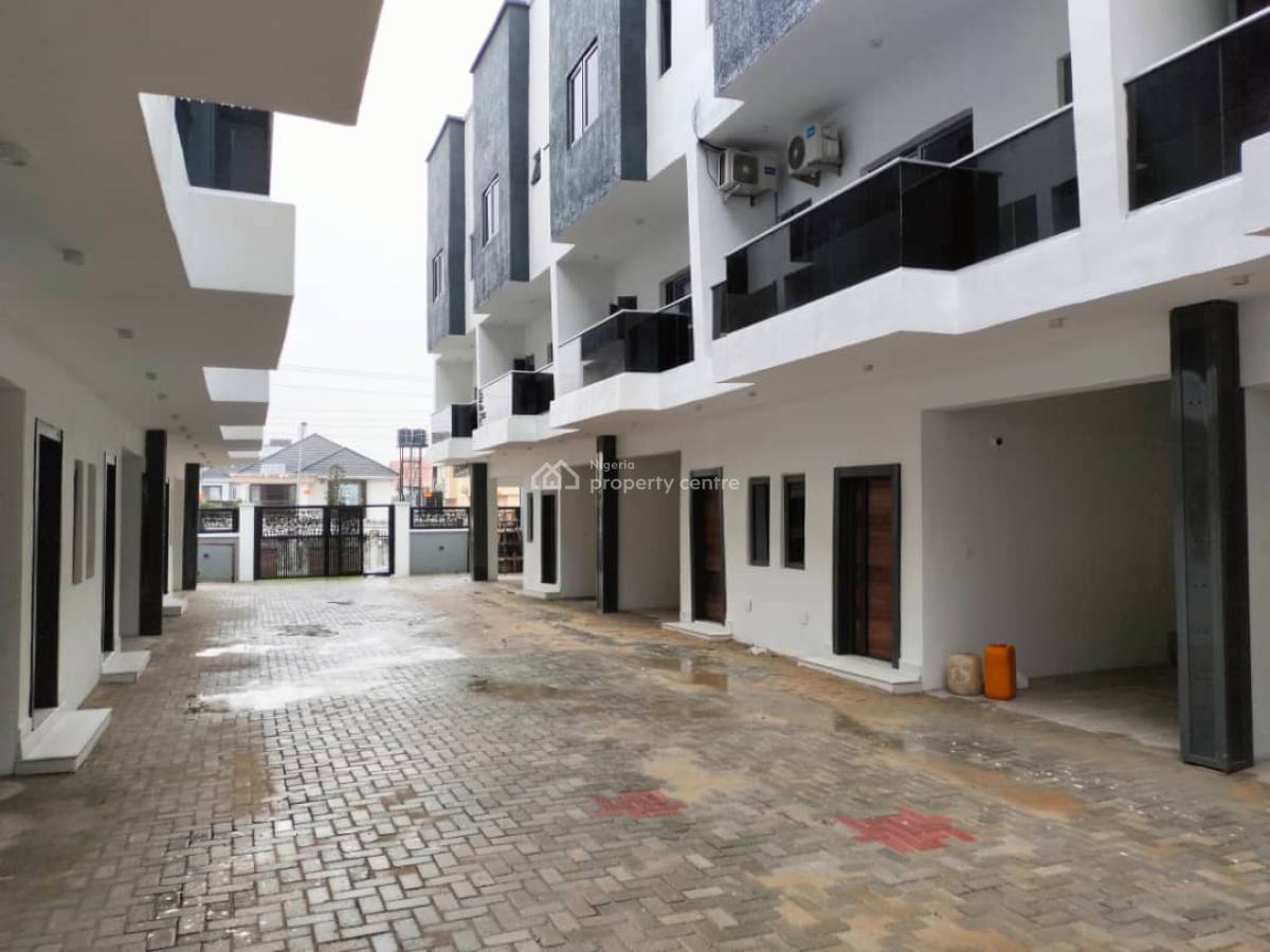 3 Bedroom Terrace Duplex with a Bq, Agungi, Lekki, Lagos, Flat / Apartment for Rent