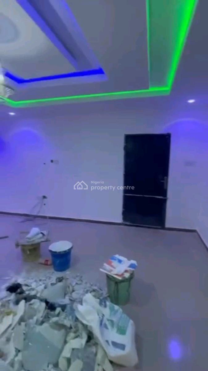 Nicely Renovated 3 Bedroom Up Flat 2 Toilet 2bathroom a Room Ensuite All Tiled with, Off Ilaje Road, Bariga, Shomolu, Lagos, Flat / Apartment for Rent