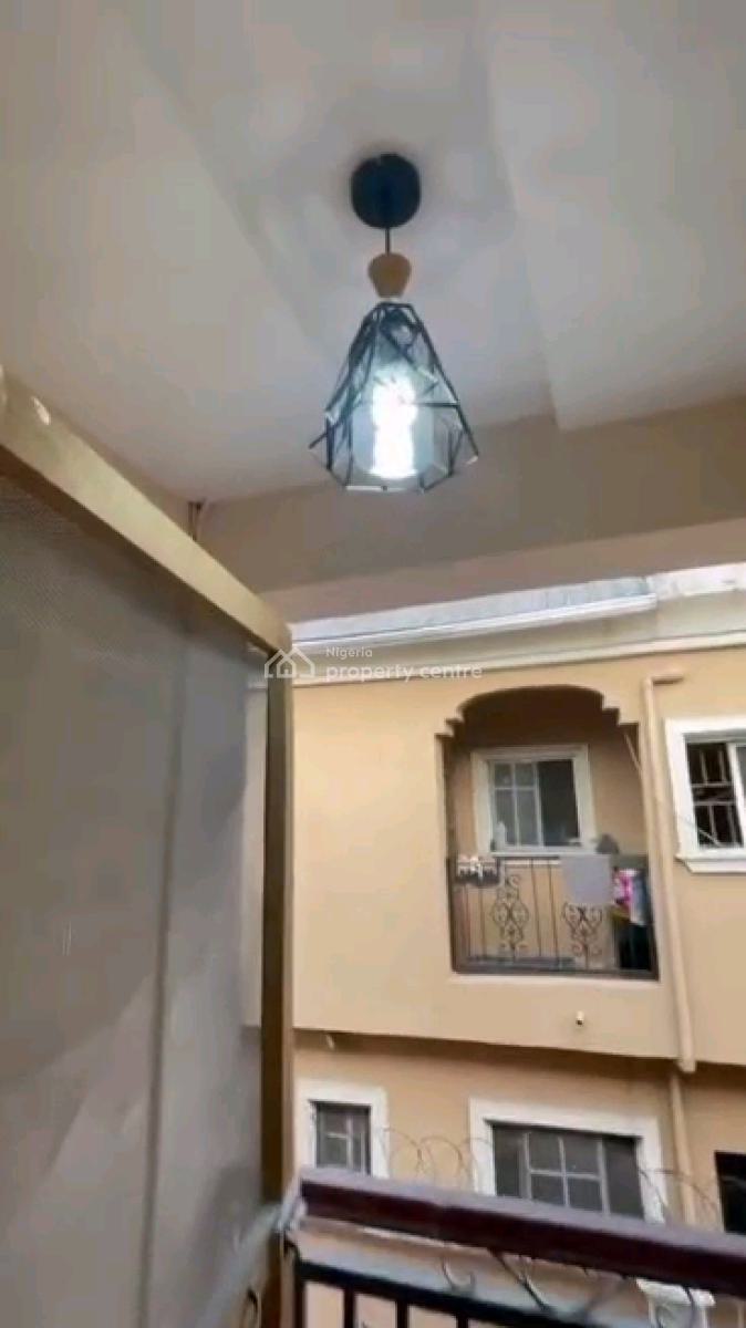 Nicely Renovated 3 Bedroom Up Flat 2 Toilet 2bathroom a Room Ensuite All Tiled with, Off Ilaje Road, Bariga, Shomolu, Lagos, Flat / Apartment for Rent
