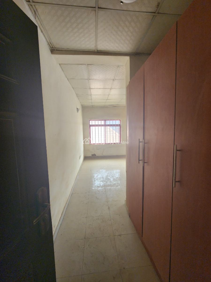 Massive 5 Bedroom Duplex in a Fantastic Location, Off 69 Road, Gwarinpa, Abuja, Detached Duplex for Sale