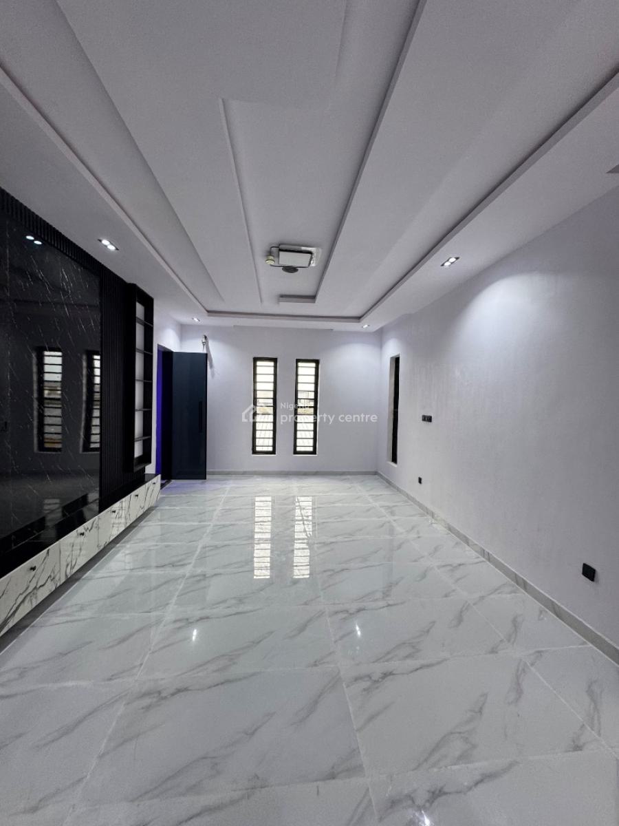 Spacious 5 Bedroom Fully Detached House with Pool, Ikota, Lekki, Lagos, Detached Duplex for Sale