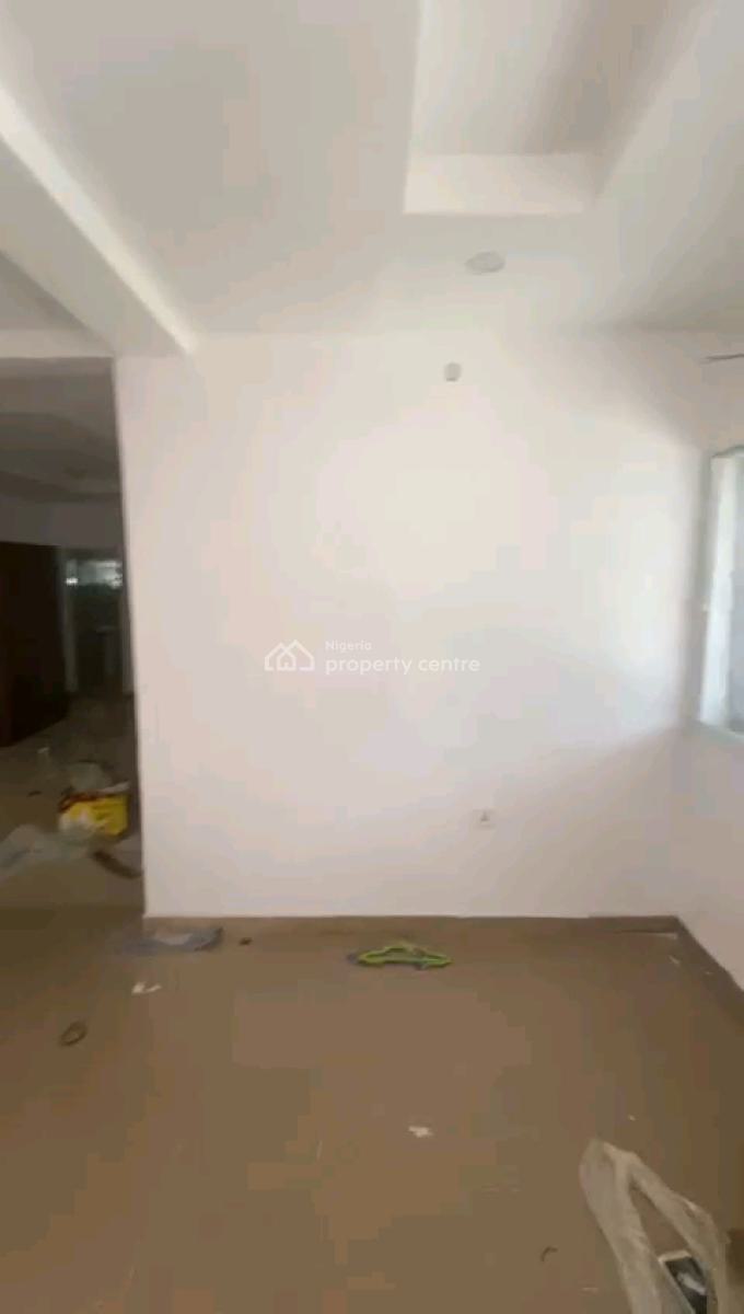 a Very Standard and Decent 2 Bedroom, Upstairs & Ground Floor, Anthony, Maryland, Lagos, Flat / Apartment for Rent