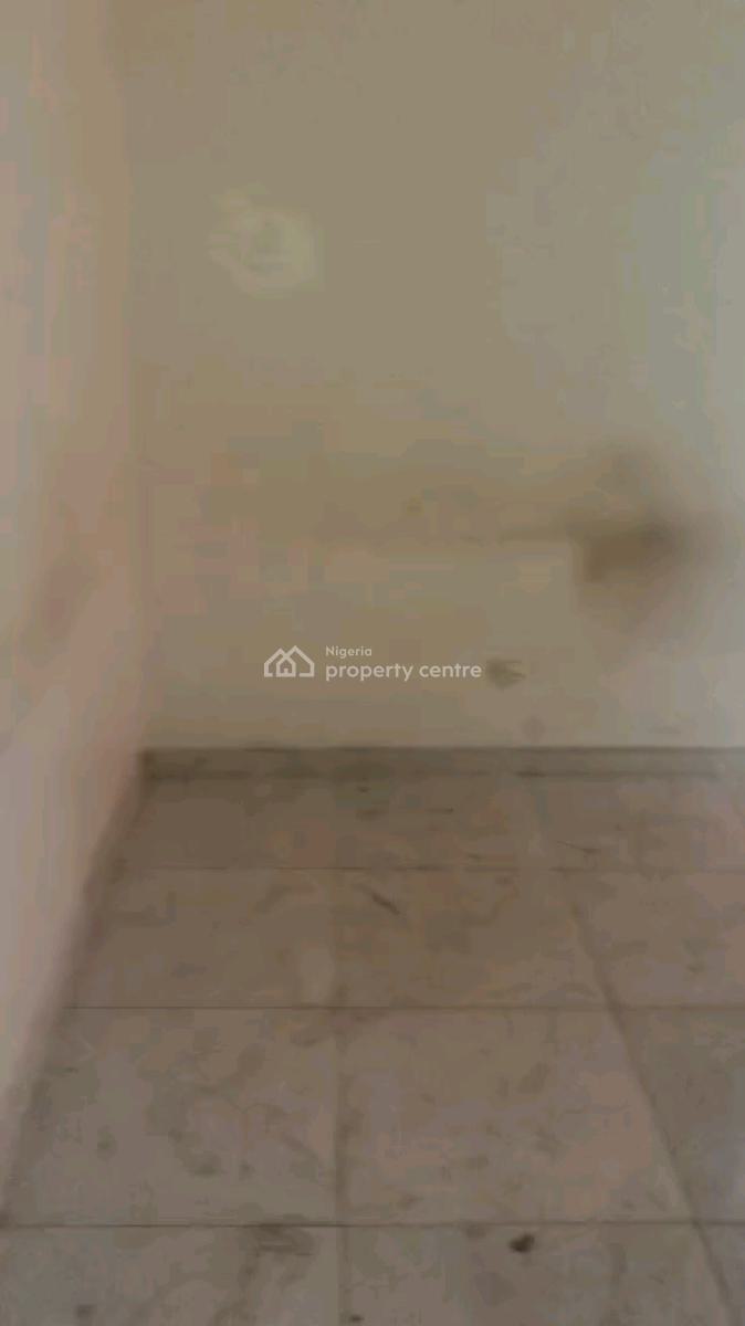 Standard and Executive  Mini Flat, Ondo Street, Adekunle, Yaba, Lagos, Mini Flat (room and Parlour) for Rent