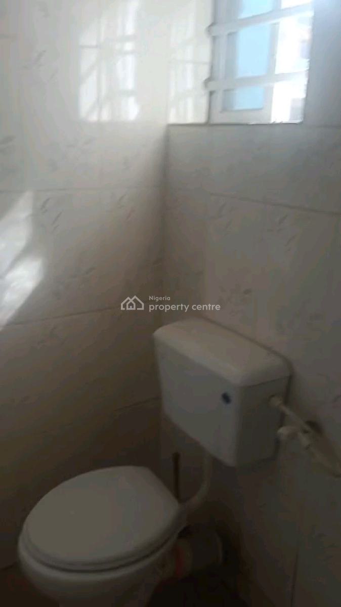 Standard and Executive  Mini Flat, Ondo Street, Adekunle, Yaba, Lagos, Mini Flat (room and Parlour) for Rent