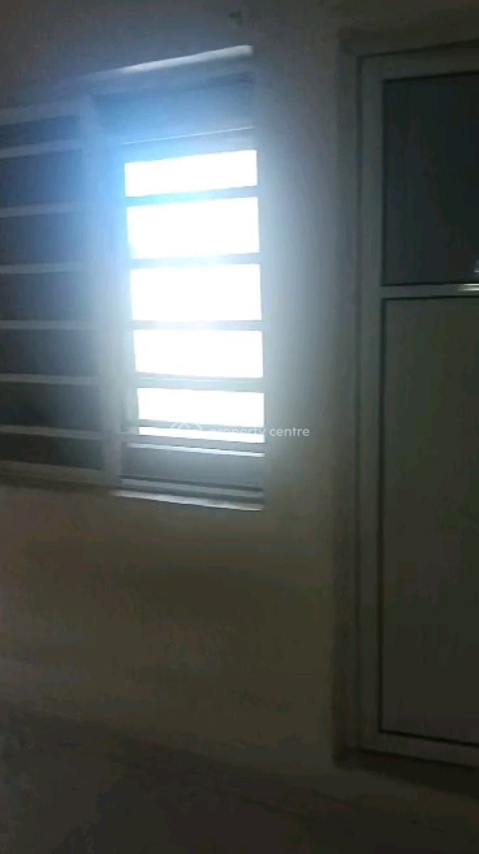 Standard and Executive  Mini Flat, Ondo Street, Adekunle, Yaba, Lagos, Mini Flat (room and Parlour) for Rent