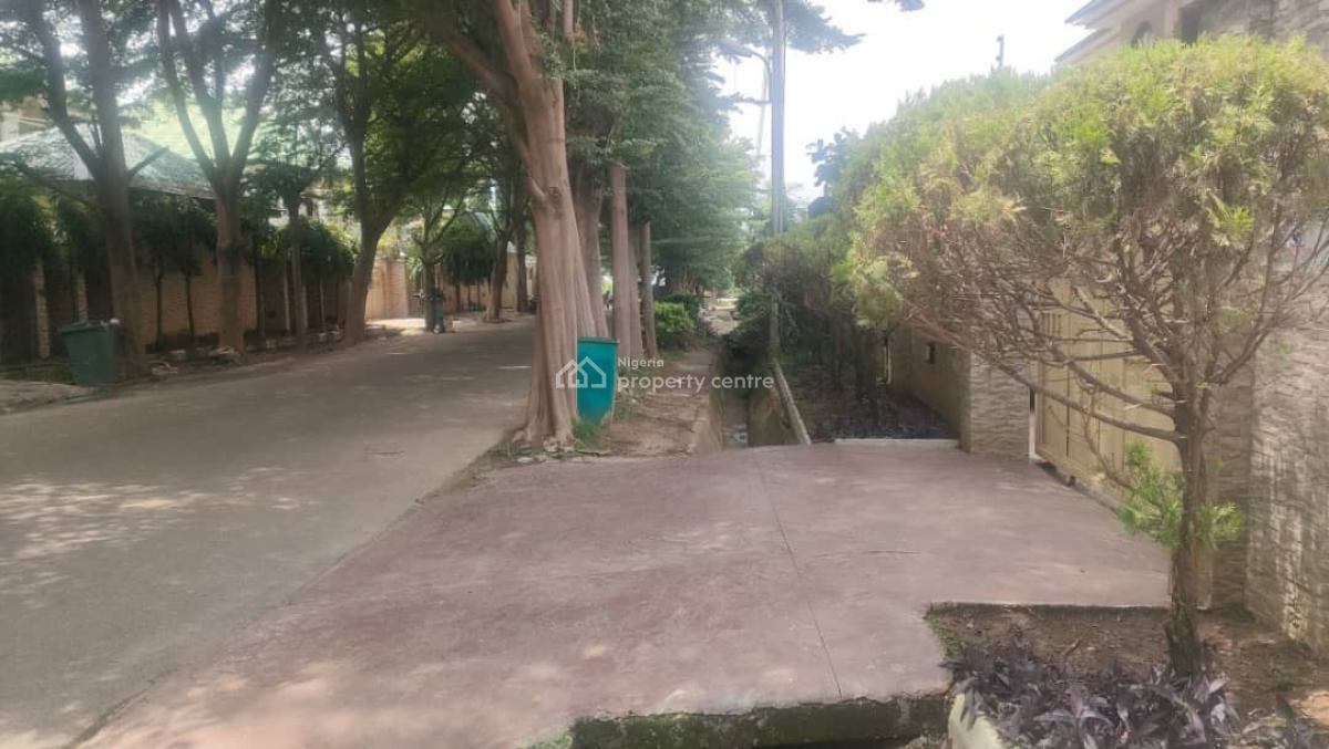 Beautiful 4 Bedroom Spacious Semi Detached Duplex with 2 Rooms Bq, 1st Avenue, Gwarinpa, Abuja, Semi-detached Duplex for Sale