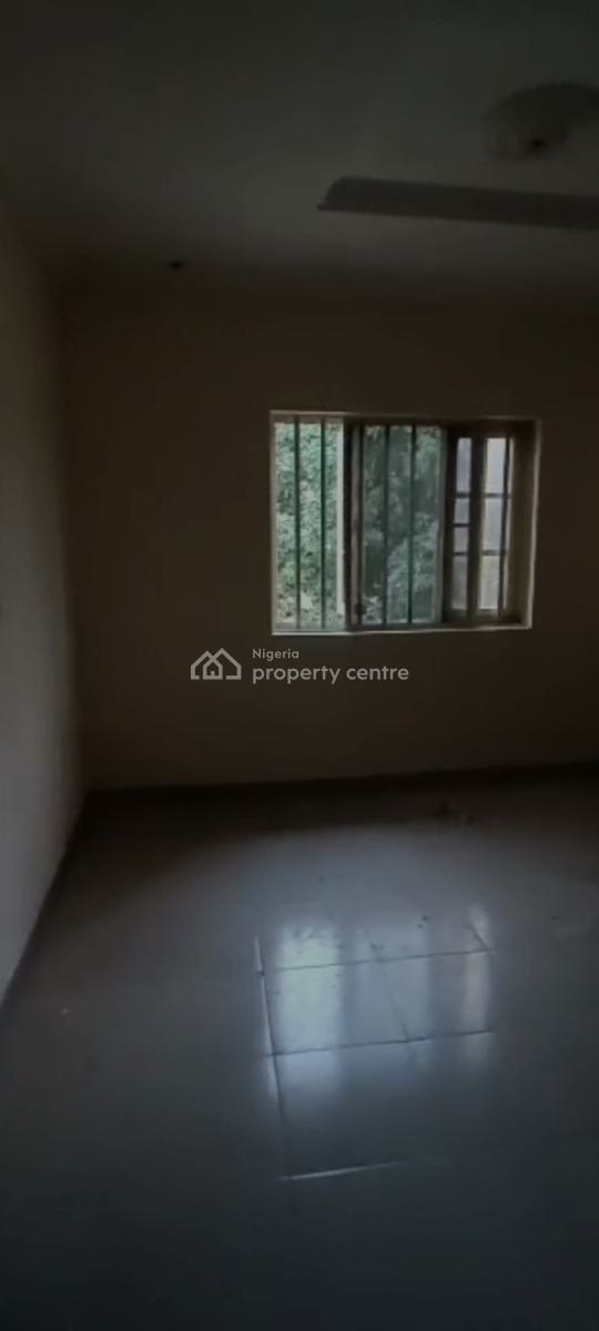Rooms in a Shared Apartment, Alaguntan, Off Mobile Road, Ilaje, Ajah, Lagos, Flat / Apartment for Rent