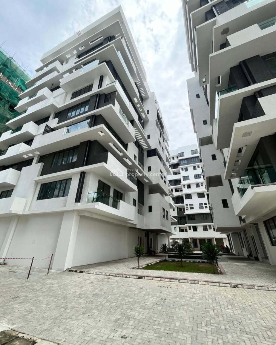 Luxury Serviced Spacious 3 Bedroom Penthouse (unfurnished), Lekki Phase 1, Lekki, Lagos, Flat / Apartment for Rent