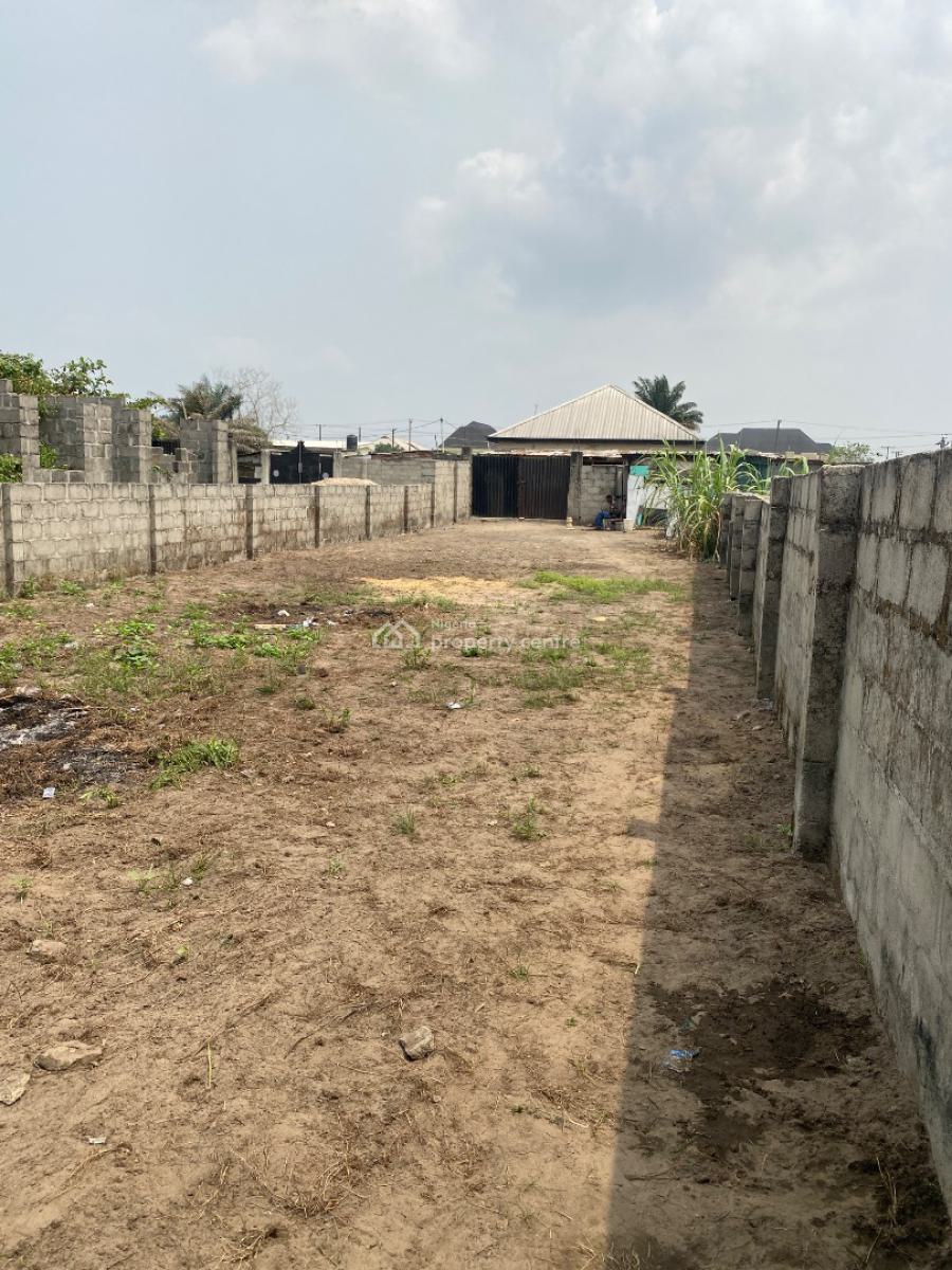 Fenced Half Plot of Land with Gazzeted Title, Elemoro, Bogije, Ibeju Lekki, Lagos, Residential Land for Sale