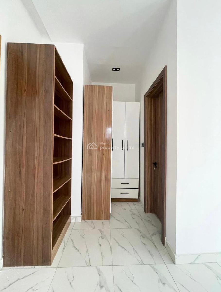 4 Bedroom Apartment, in a Very Beautiful Estate, Ikota, Lekki, Lagos, Semi-detached Duplex for Rent
