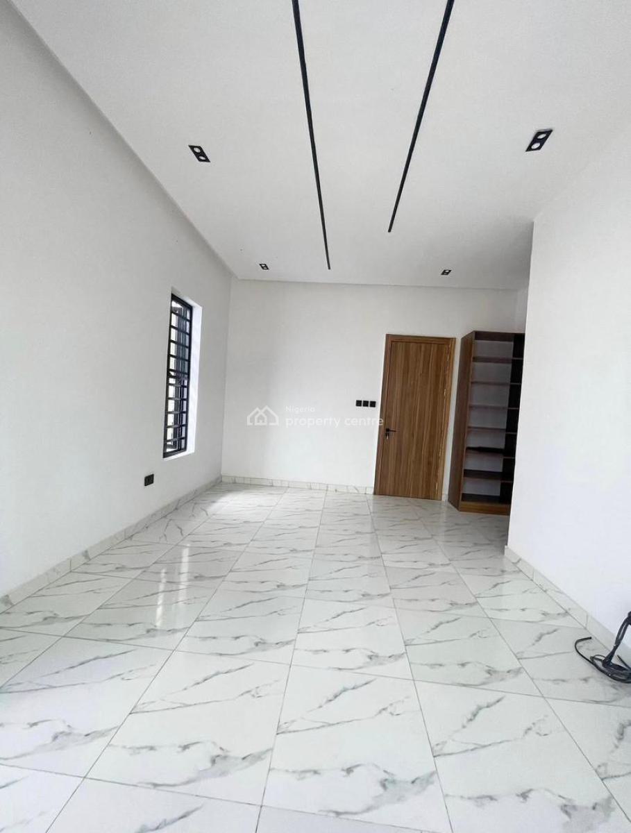 4 Bedroom Apartment, in a Very Beautiful Estate, Ikota, Lekki, Lagos, Semi-detached Duplex for Rent